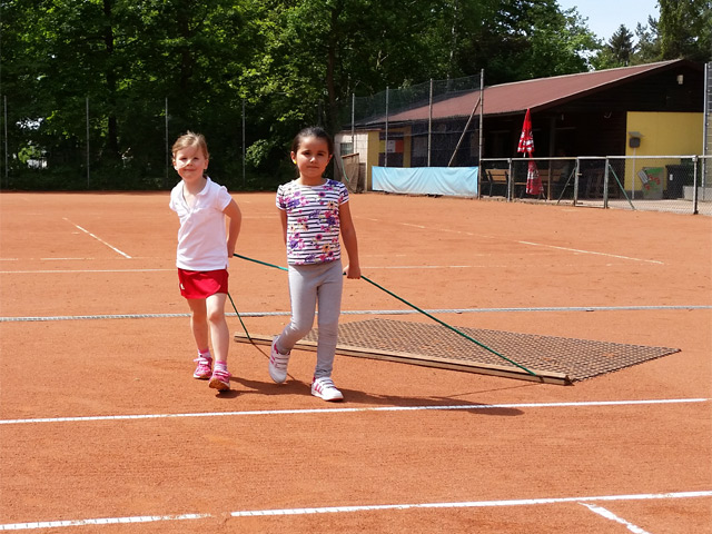 Tennis Kids in Action